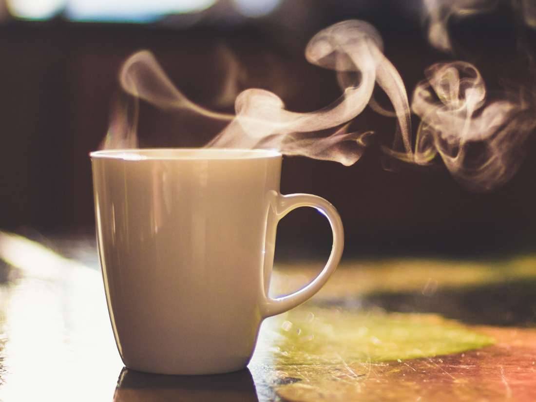 مشروب يُحارب الشيخوخة ويعيد الزمن للوراء.. ولكن لا تكثروا منه!