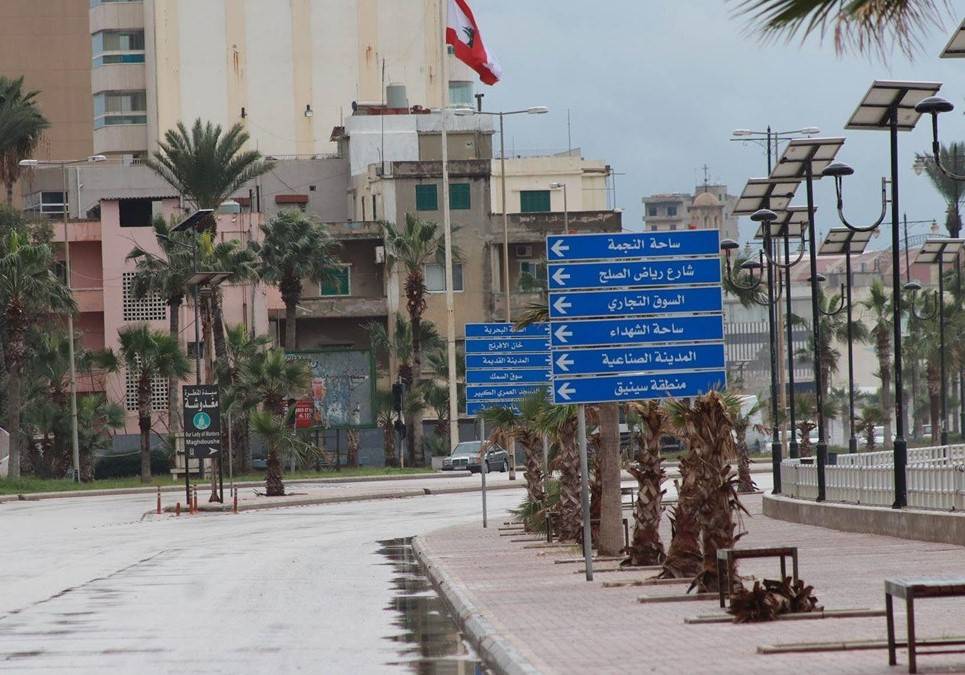 توتر في صيدا على خلفية رفع صورة سليماني