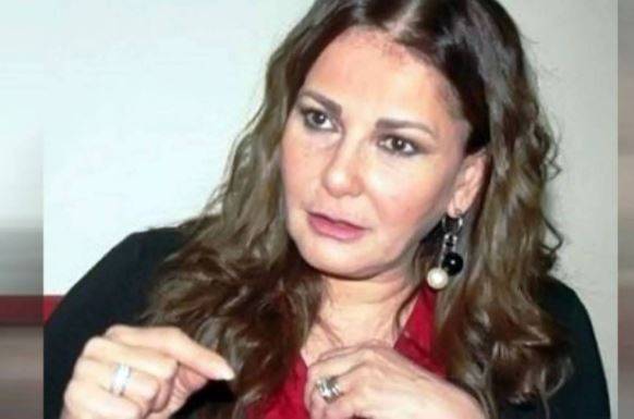 آثار الحكيم تعلن اعتزالها!!
