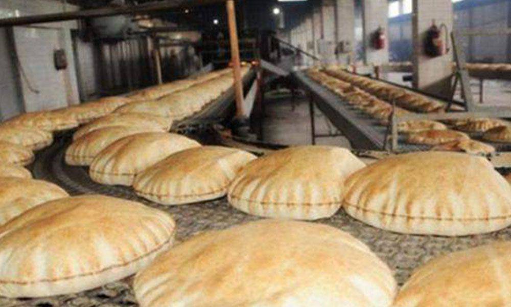 إضراب عمالي الخميس المقبل ورفع الدعم عن الطحين سيرفع سعر ربطة الخبز  إلى 30 ألف ليرة
