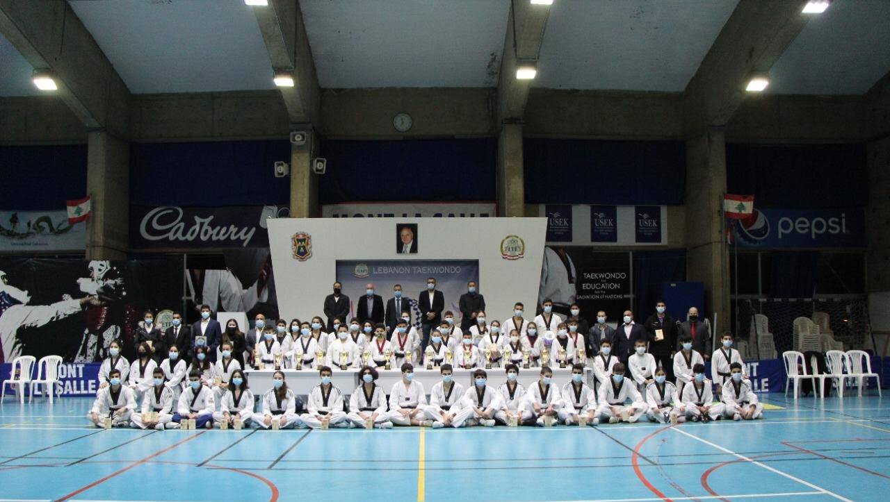 نادي المون لاسال كرّم ابطاله بالتايكواندو
بحضور ظريفة وسلامة ومسؤولين والاهالي