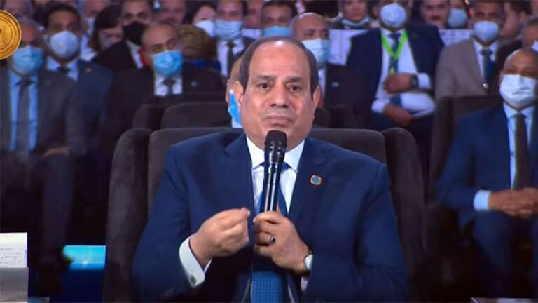 السيسي يوجه بسرعة الانتهاء من إعمار غزة