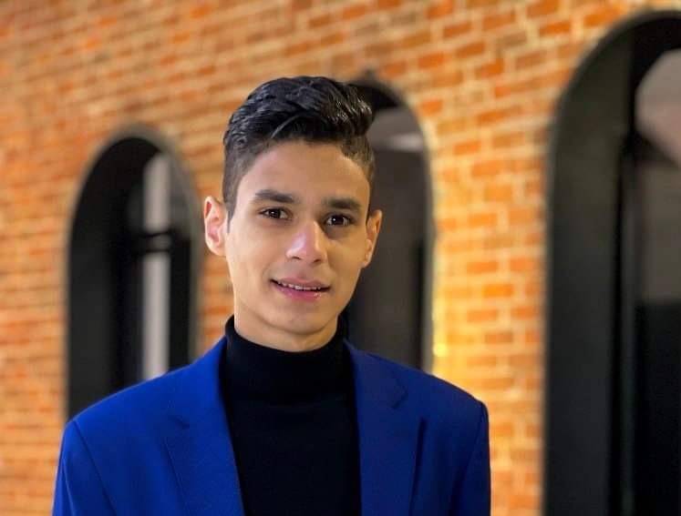 الكاتب عبد الرحمن مسعد يطرح كتابه بعنوان 