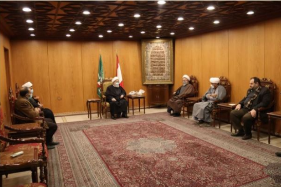 الخطيب: ضرورة الانفتاح
على كلّ المذاهب والديانات