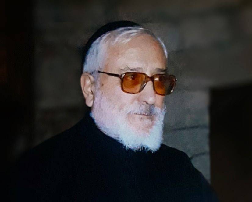 قدس الأباتي اثناسيوس الجلخ في ذمّة الله