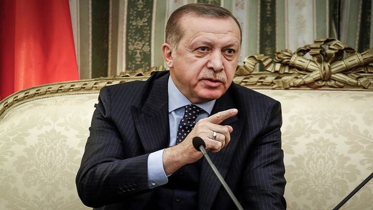 أردوغان: الدعم الروسي هو الذي يضمن بقاء الأسد