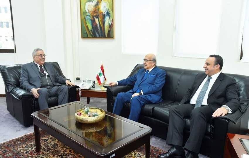 بوحبيب يتابع مشاوراته لتأمين التمويل لإقتراع المغتربين
