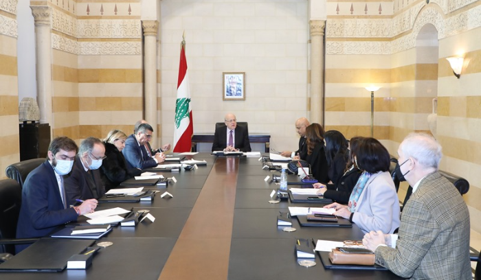 ميقاتي عرض ملفات الطاقة والحماية الاجتماعية
فياض: كلفة الكهرباء مع تحسين التعرفة
تبقى ارخص من كلفة المولدات بـ 60 بالمئة