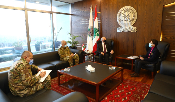 وزير الدفاع: السجون التابعة للوزارة
مفتوحة للتأكد من أوضاع الموقوفين