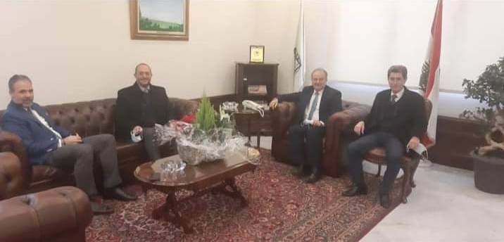 كسبار التقى وفد محامي الدولة