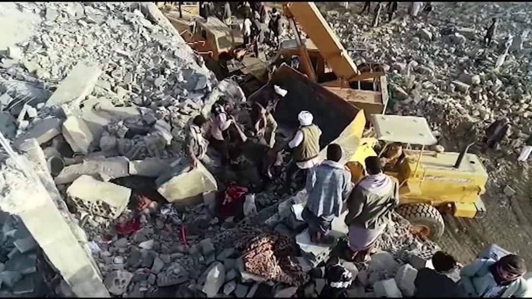 70 قتيلا و138 إصابة بغارة على سجن في مدينة صعدة اليمنية