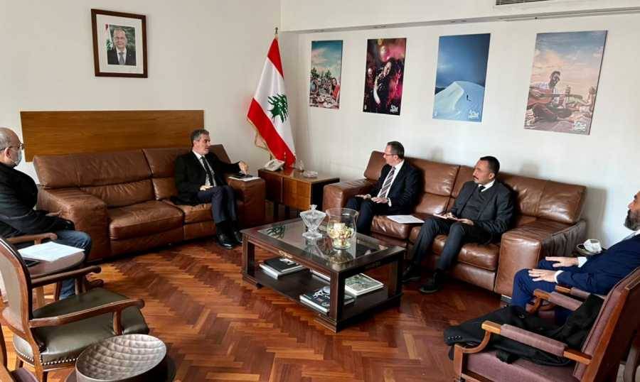 نصّار بحث مع السفير التركي جدول أعمال الزيارة إلى اسطنبول والتقى وفد مصنعي النبيذ اللبناني