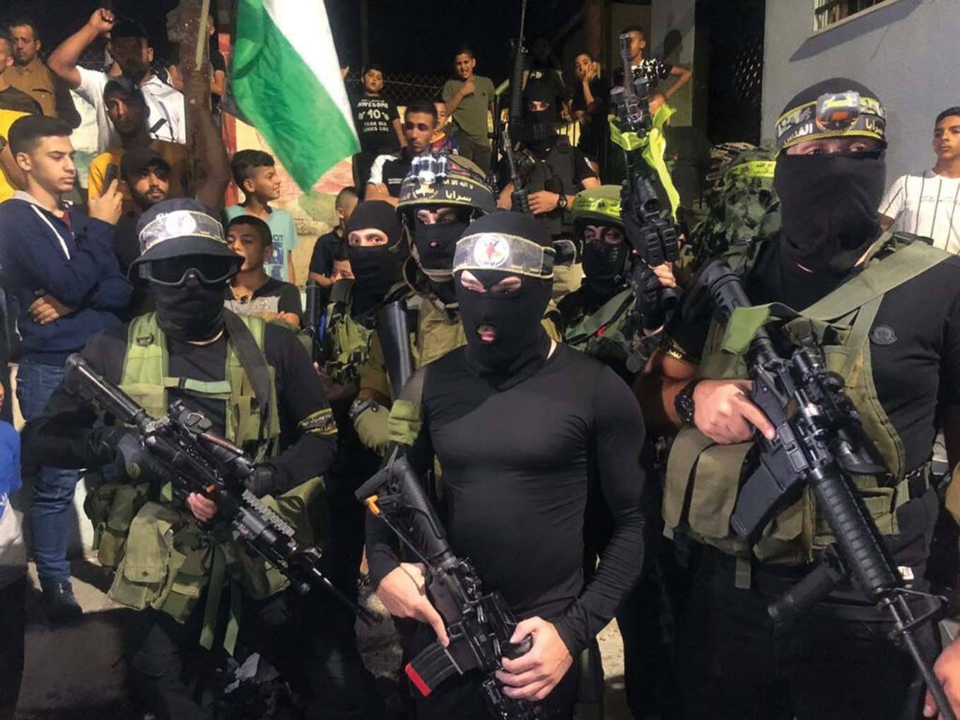 تتوعد «اسرائيل» بضربات موجعة
شهداء الأقصى تعلن النفير العام في صفوفها