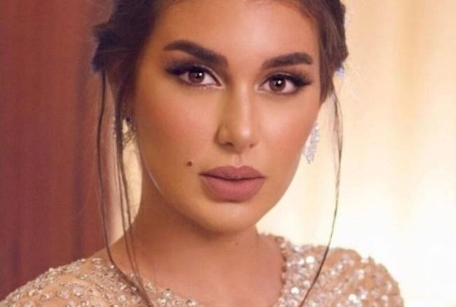 بالصور- كيف احتفلت ياسمين صبري بعيد ميلادها؟