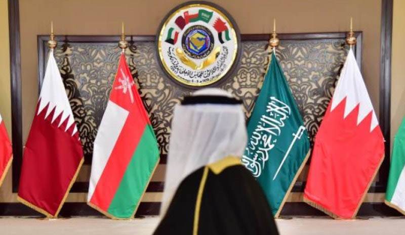 تنحّي الحريري أولى تداعيات التصعيد الخليجي في لبنان
هل قرّر الخليج الذهاب بعيداً في مُواجهة حزب الله؟