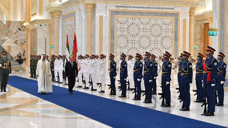 السيسي وبن زايد يؤكدان على العلاقات المتينة بين البلدين