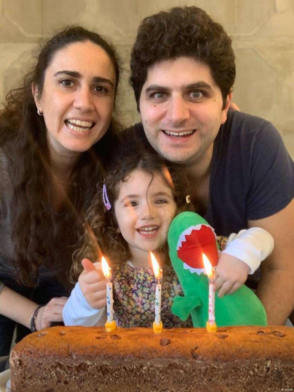 رسالة من والدة الكسندرا في عيد ميلادها تدمي القلوب