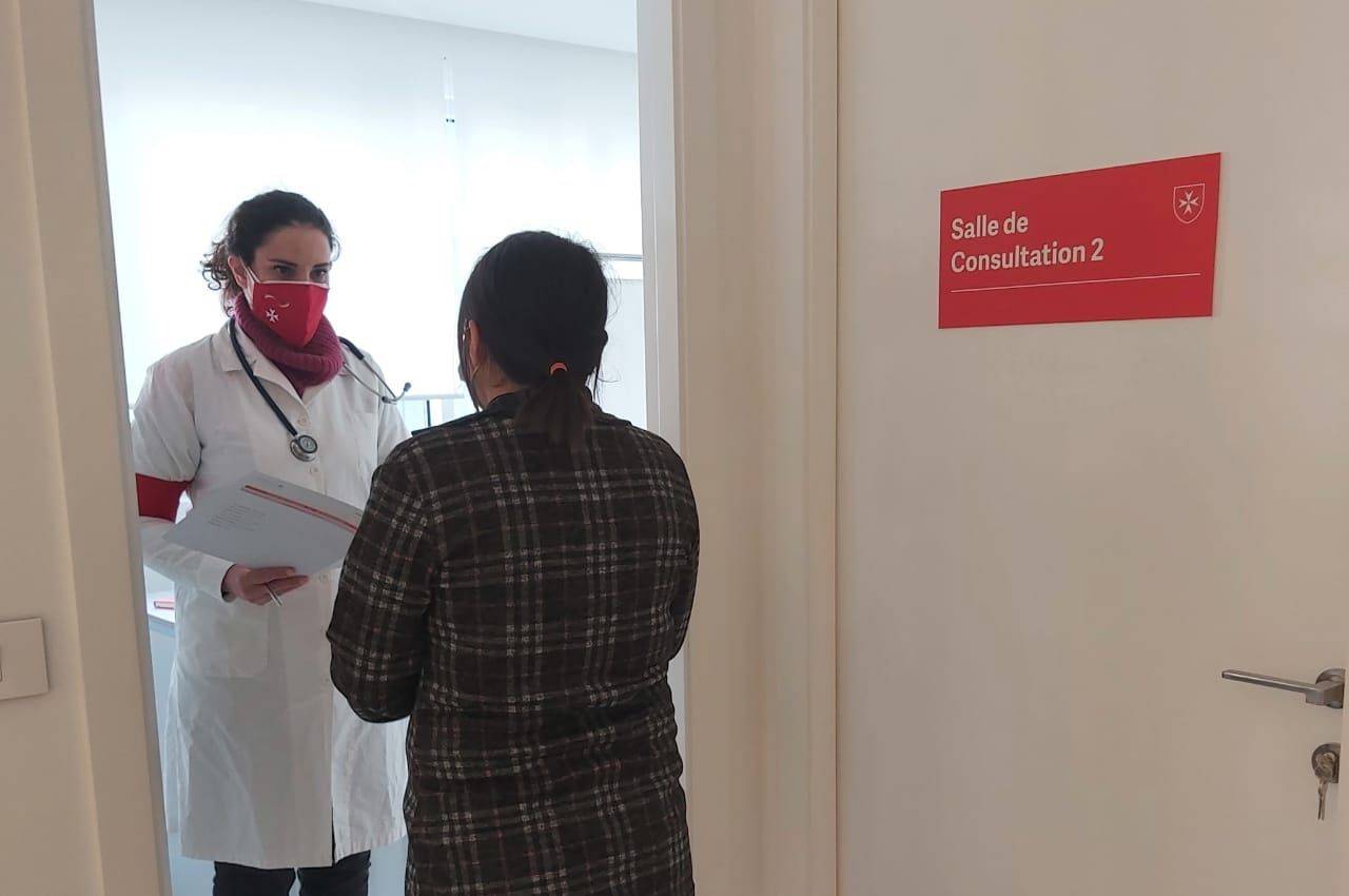 منظمة مالطا – لبنان تطلق عياداتها الخارجية المتخصصة