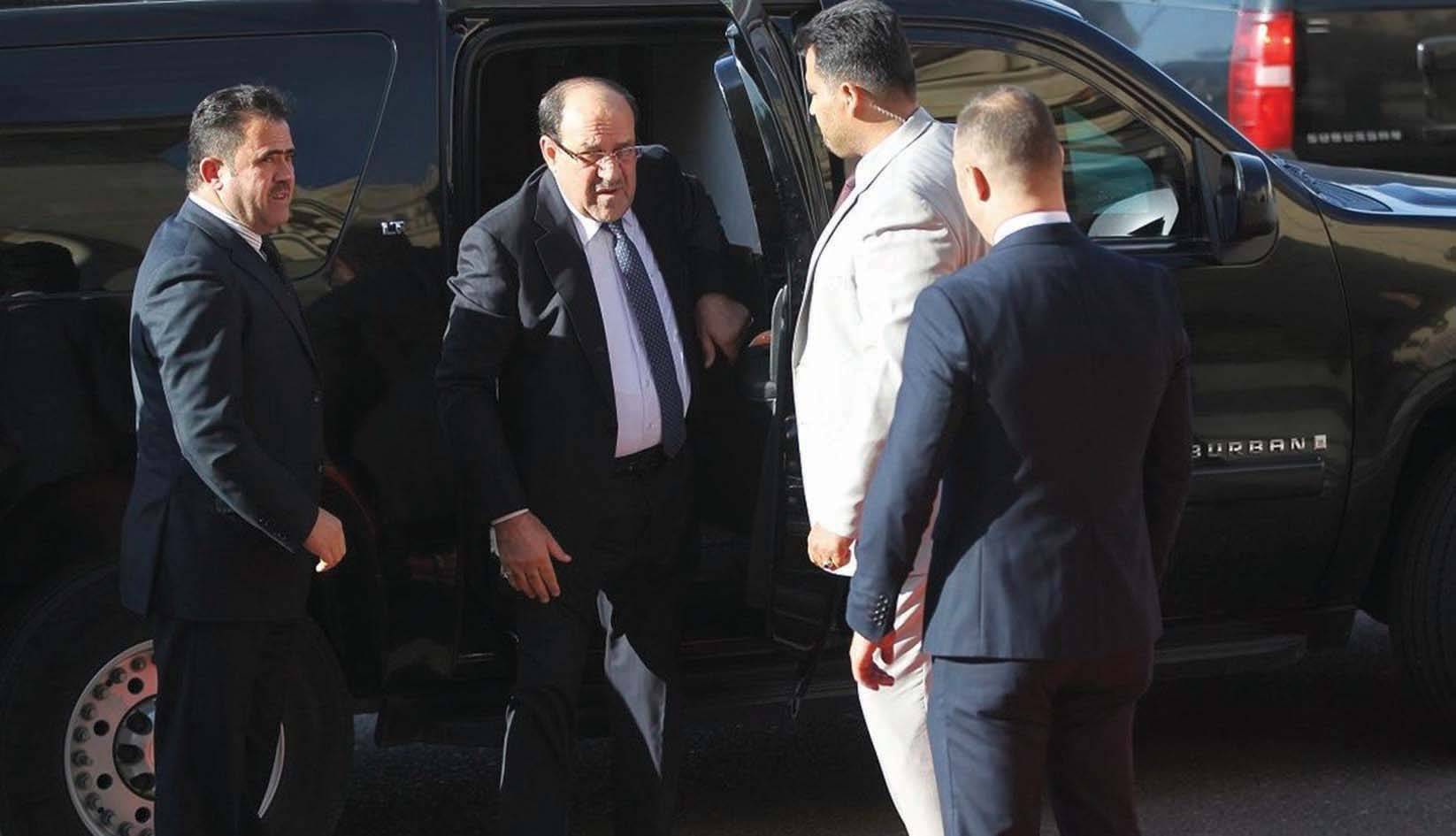 نوري المالكي يتمسك بتمثيل كتلته بالحكومة متحديا «فيتو» الصدر عليه