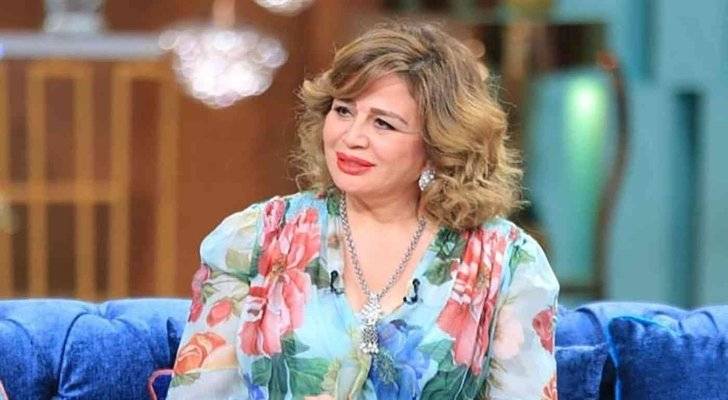 إلهام شاهين تكشف عن العمل الذي جعلها تتراجع عن فكرة الإعتزال