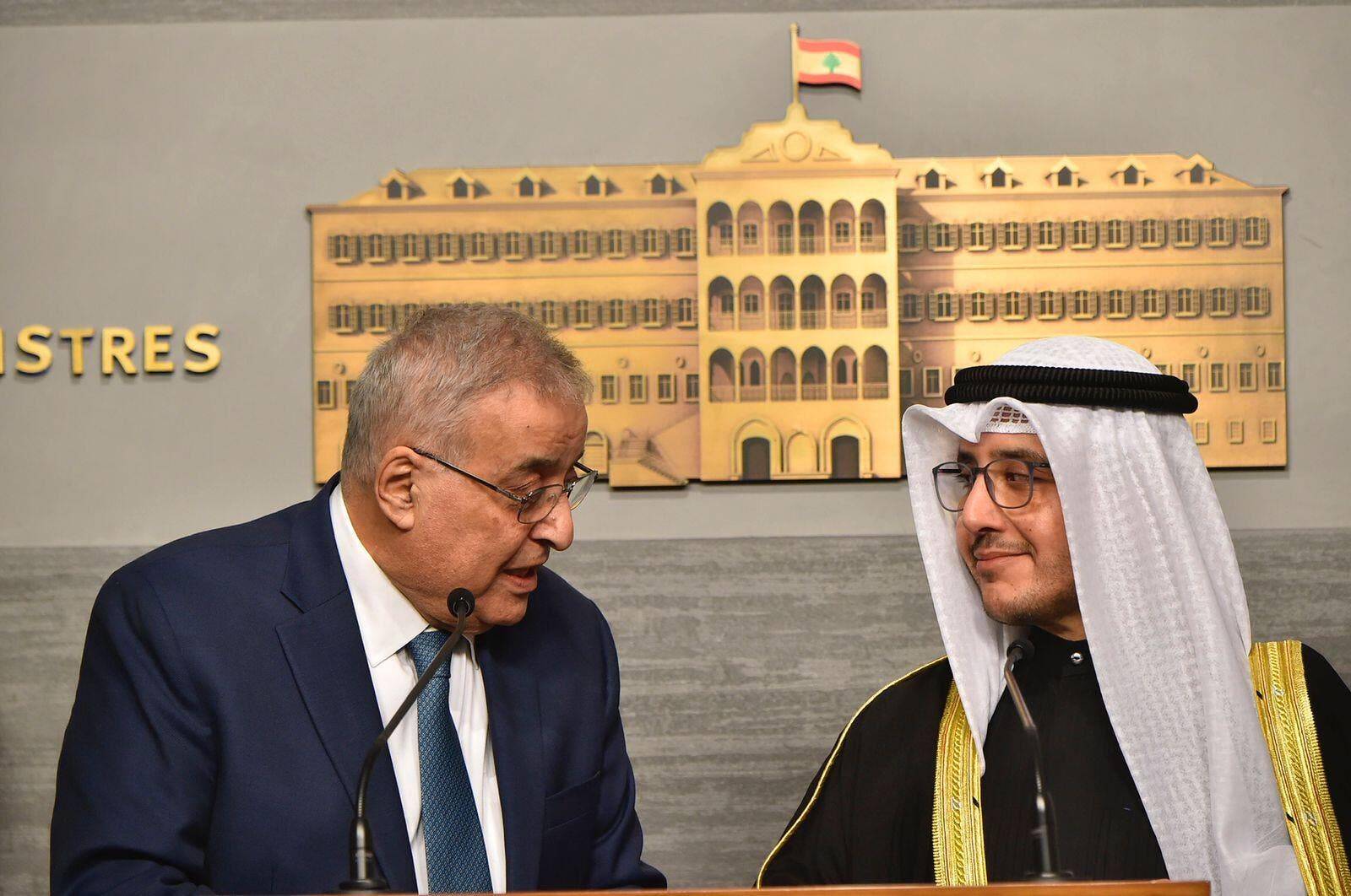 بو حبيب سلّم نظيره الكويتي الاجوبة اللبنانية على الورقة الكويتية... وردود الفعل إيجابية
