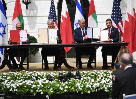 إيران: الدول التي تطبع مع إسرائيل ستكون أولى ضحاياها