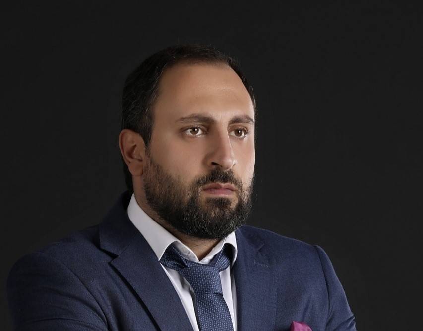 بمناسبة عيد الحب..فابيو هاني يطلق 