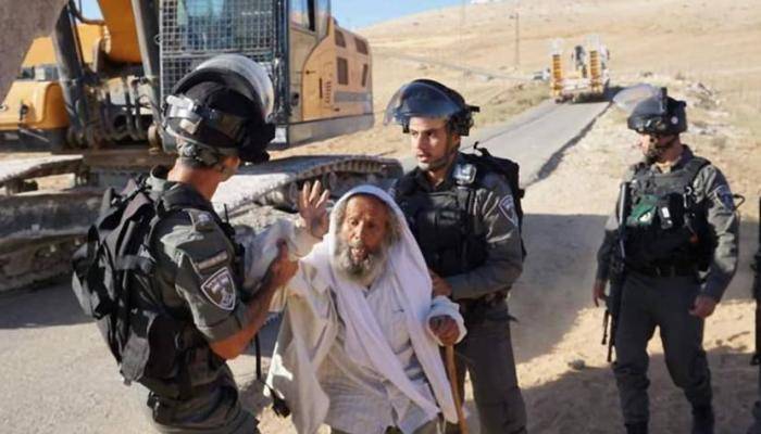 بعد استشهاد مسن فلسطيني.. جيش الاحتلال سيعاقب 3 من ضباطه