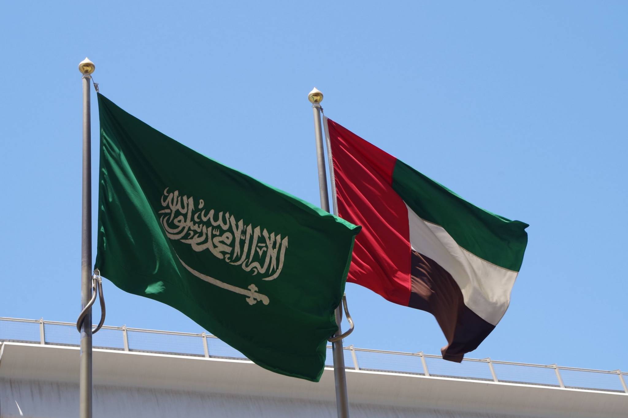 السعودية تعلن دعمها للإمارات "في كل ما تتّخذه من إجراءات"