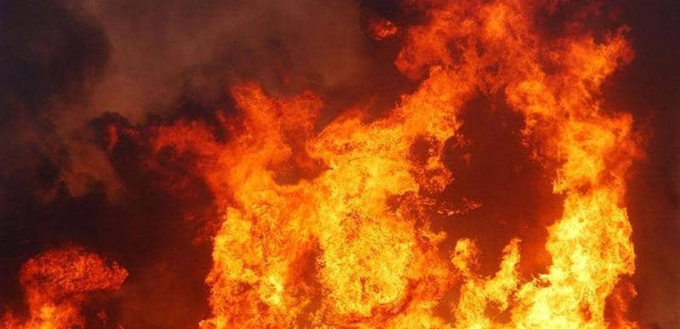 إندلاع حريق في بناية تسكنها فنانة شهيرة... وهذا وضعها الصحي