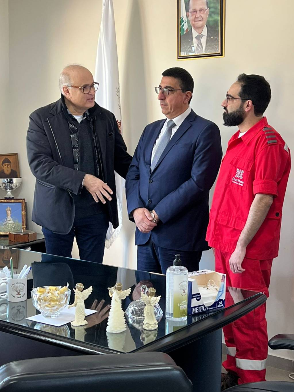 وزير الشؤون الإجتماعية هيكتور حجار تفقد سير التسجيل بالبطاقة التمويلية 
في مركز بلدية لبعا:  قريبا نحقق آمال من هم بحاجة... والدفعة الأولى في الأول من آذار