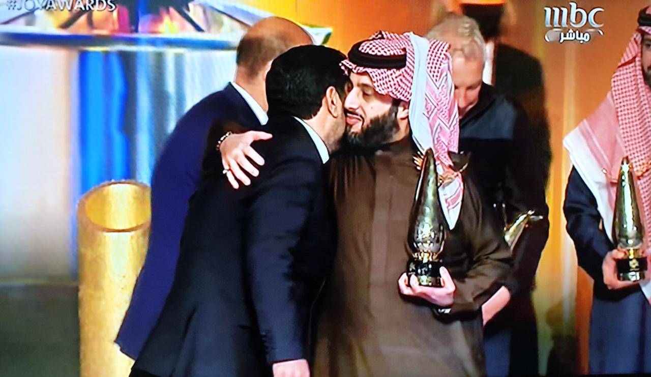 ام بي سي تنافس حفلات العالم العالم عبر جوي اواردز