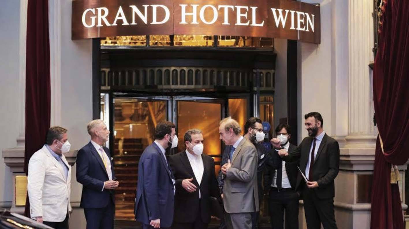 النووي الإيراني: تعليق مفاوضات فيينا مؤقتا
للتشاور وباريس تقر بإمكان الاتفاق