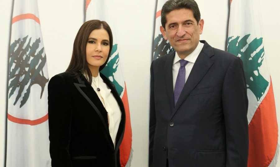 أعلن إعادة ترشيح ستريدا جعجع وإسحق
رئيس "القوات": على كلّ فرد منّا
أن يختار في الانتخابات أيّ لبنان يريد