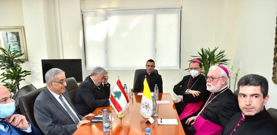 المونسنيور غالاغر خلال زيارته بو حبيب: أؤكد التزام الكرسي الرسولي  بالتعاون وتعزيز  العلاقات الثنائية من اجل مصلحة لبنان