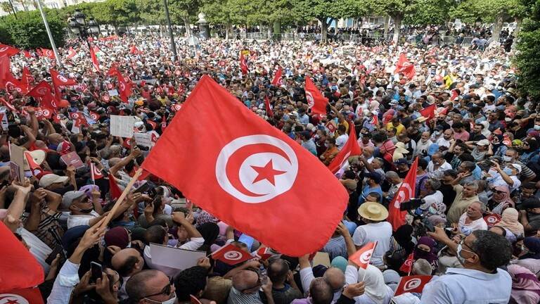 النهضة تدعو للتظاهر تضامنا مع البحيري