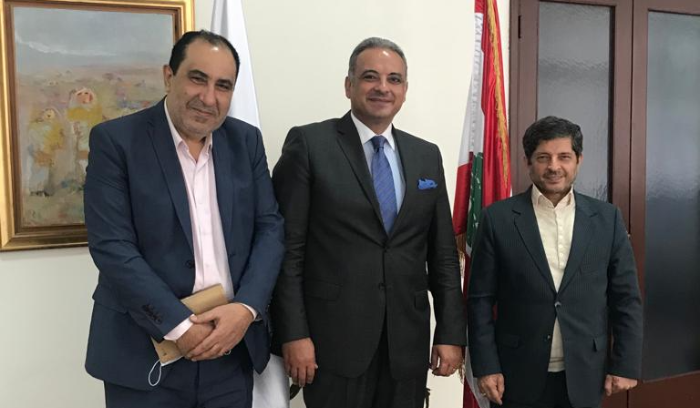 بحث وخامه يار في إقامة أسبوع ثقافي لبناني في إيران
المرتضى: الجزائر نجحت في إبعاد "إسرائيل"
وهي أخطر نموذج إحتلالي من الميدان الأفريقي