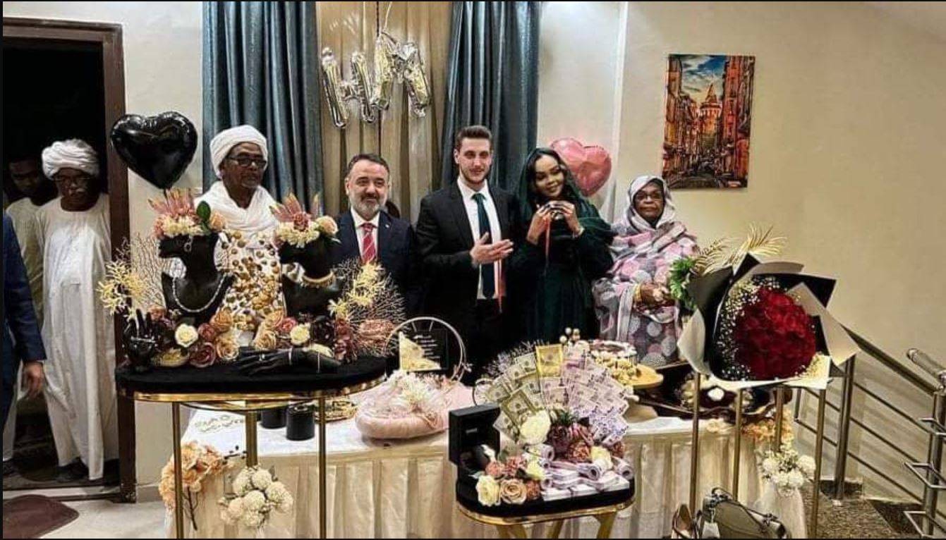 سفير تركيا بالخرطوم يتقدم لخطبة فتاة سودانية