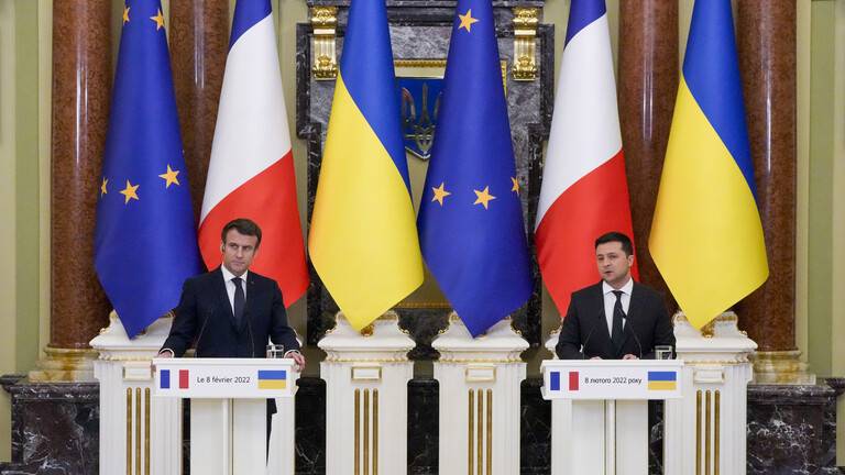 بم صرّح ماكرون بعد لقائه زيلينسكي؟