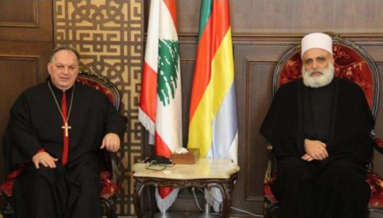 أبي المنى التقى وفدأً من "حماس"
وراعي أبرشيّة مار مارون - كندا
