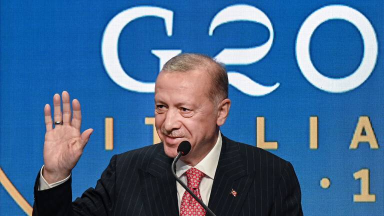 مسؤول تركي: يحق لأردوغان الترشح