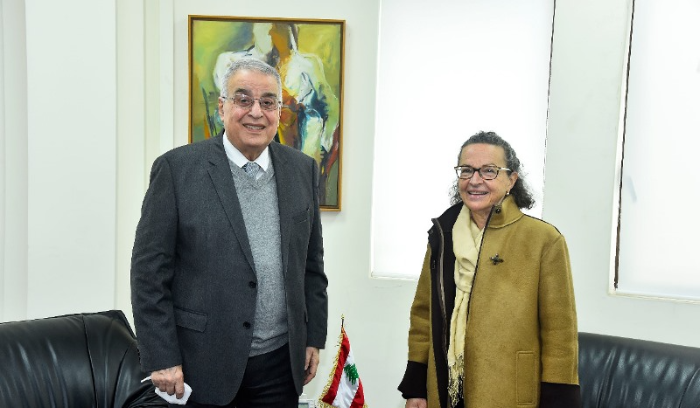 المديرة الاقليمية لليونيسكو في وزارة الخارجية