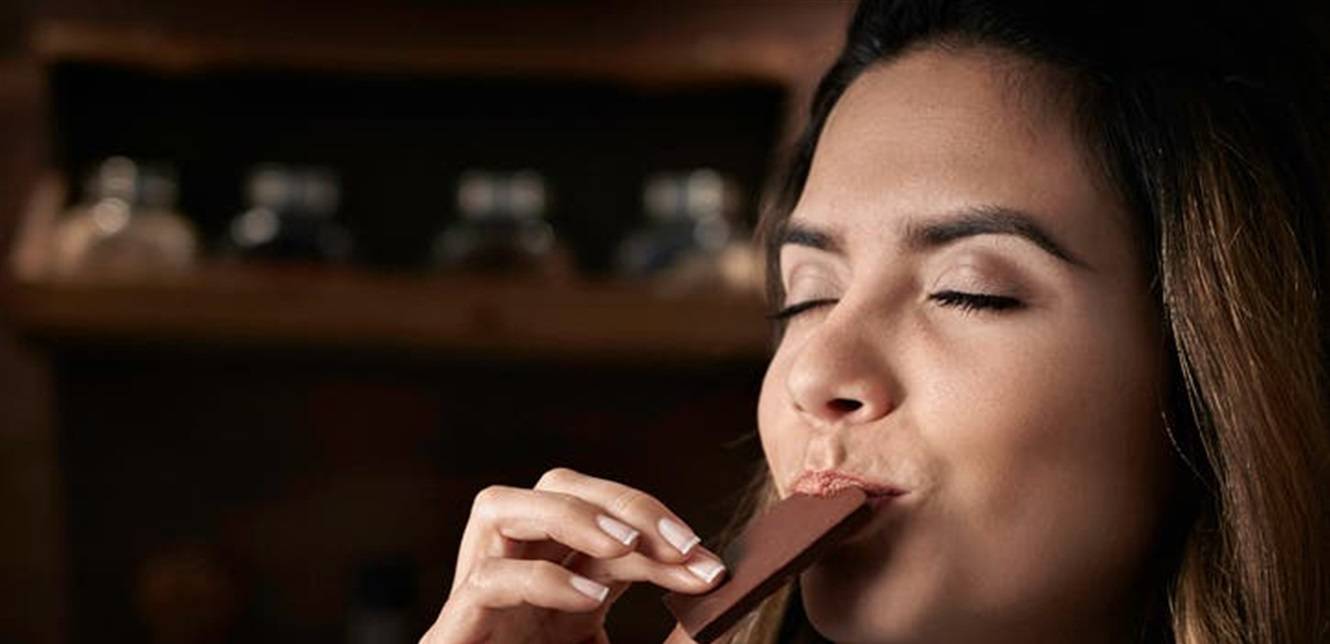 يعشقها الجميع.. لكن ما مضار الإفراط في تناولها؟