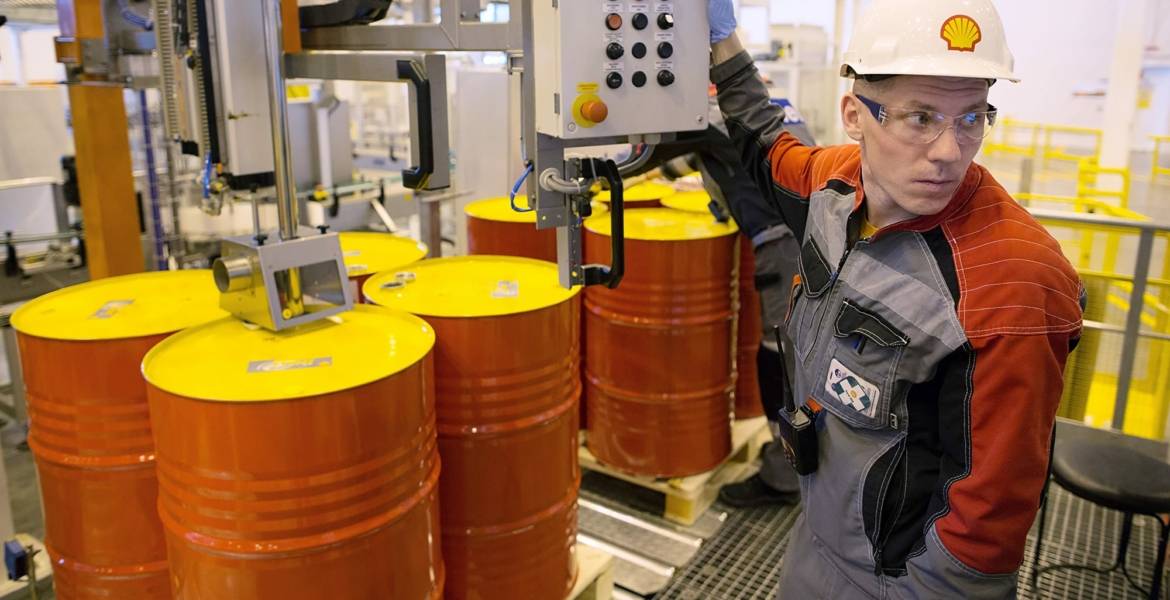 أزمة أوكرانيا تقفز بأسعار النفط لأعلى مستوى منذ 2014