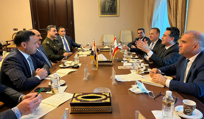 حميّه واصل اجتماعاته مع المسؤولين العراقيين
وبحث في آفاق تعزيز قطاعات النقل بين البلدين