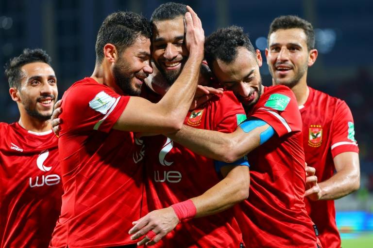 بالفيديو - شاهد ماذا قالت جماهير الأهلي المصري لجماهير الهلال السعودي