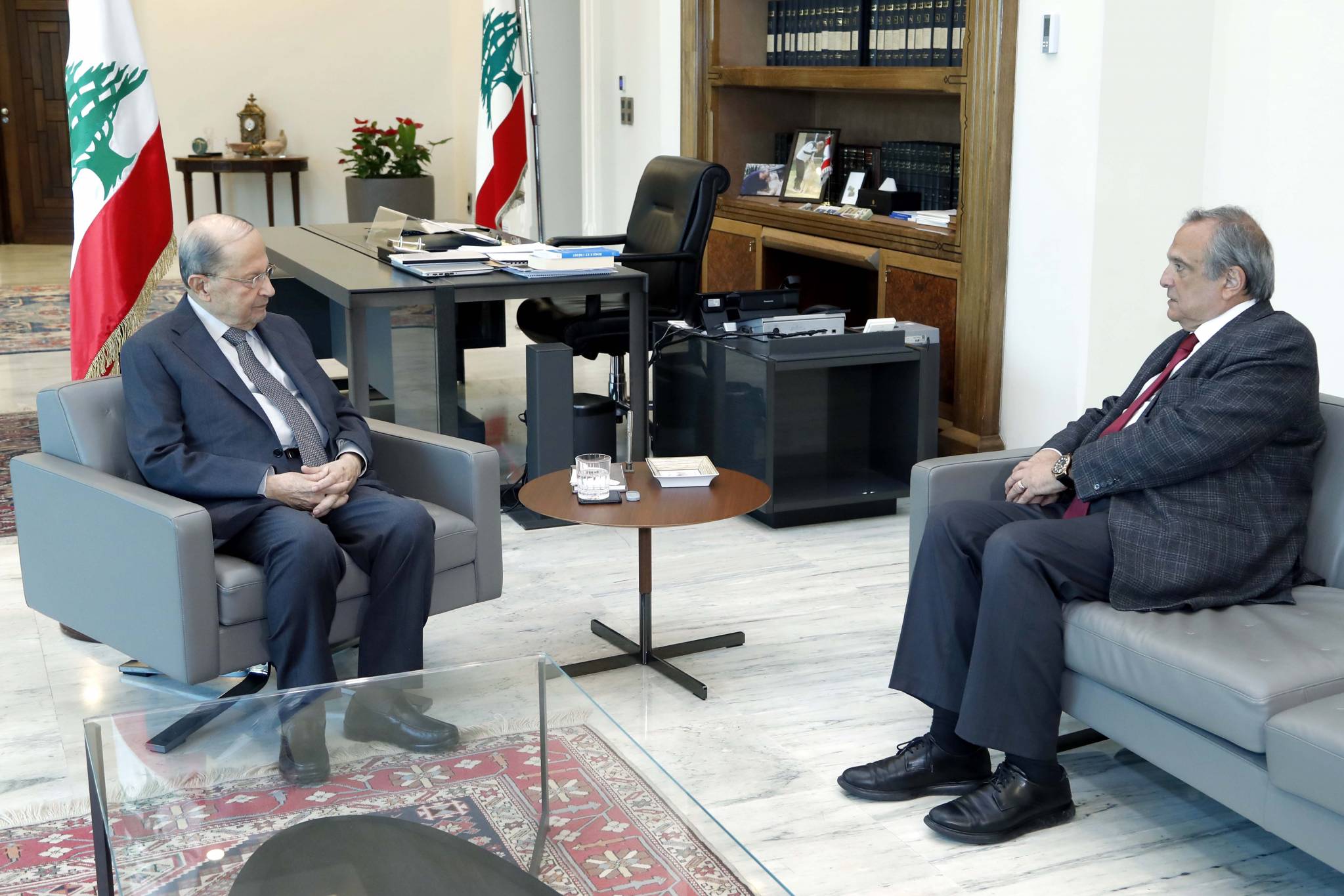 حبيب اُطلع عون على خطة مصرف الإسكان: لإسراع
الحكومة في تعيين ممثليها لنتمكن من تنفيذ خطة الاقراض