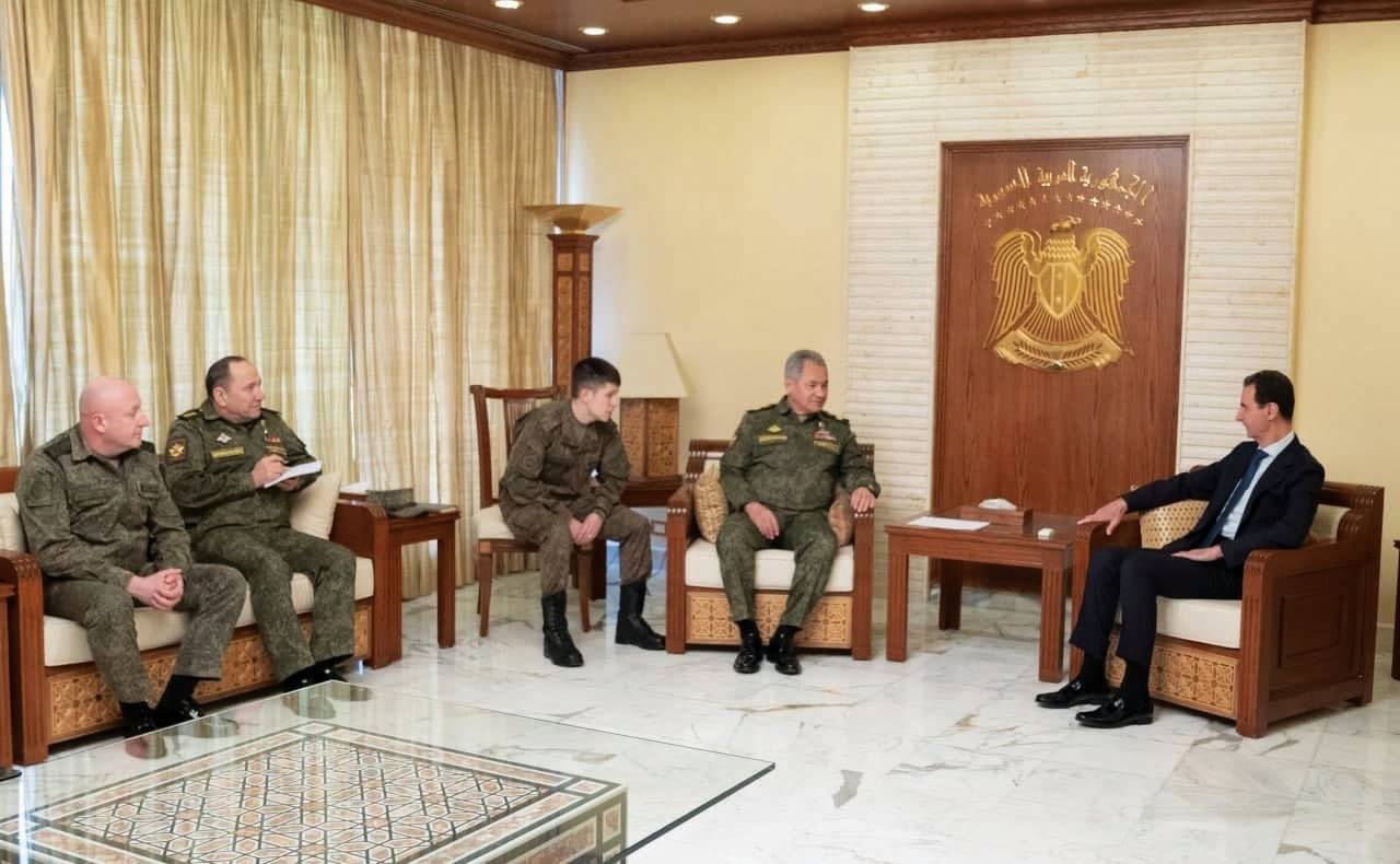 الأسد وشويغو بحثا قضايا التعاون العسكري بين الجيشين
بيدرسون: النقاشات مع الحكومة السوريّة ستستمر..