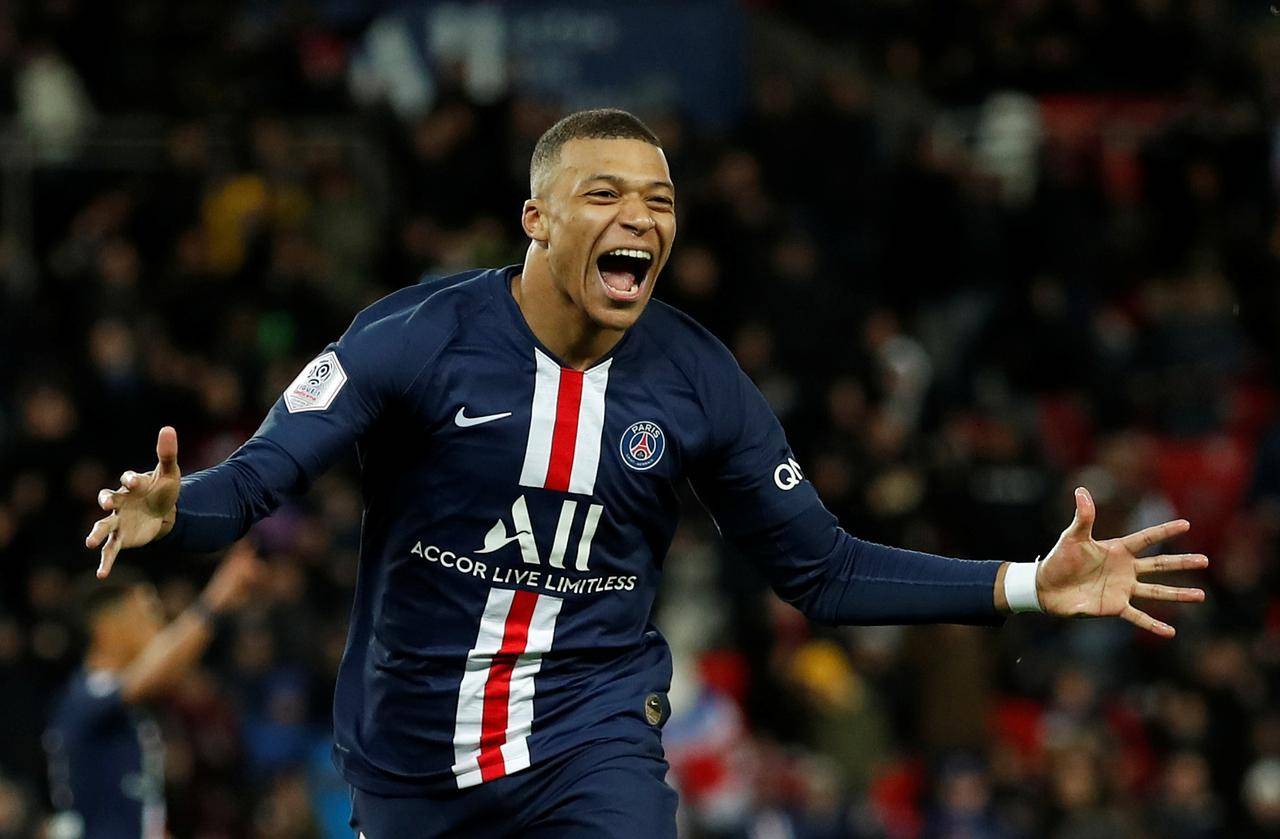 لتجاهل ريال مدريد.. مبابي يلوي
ذراع باريس سان جيرمان بـ4 شروط