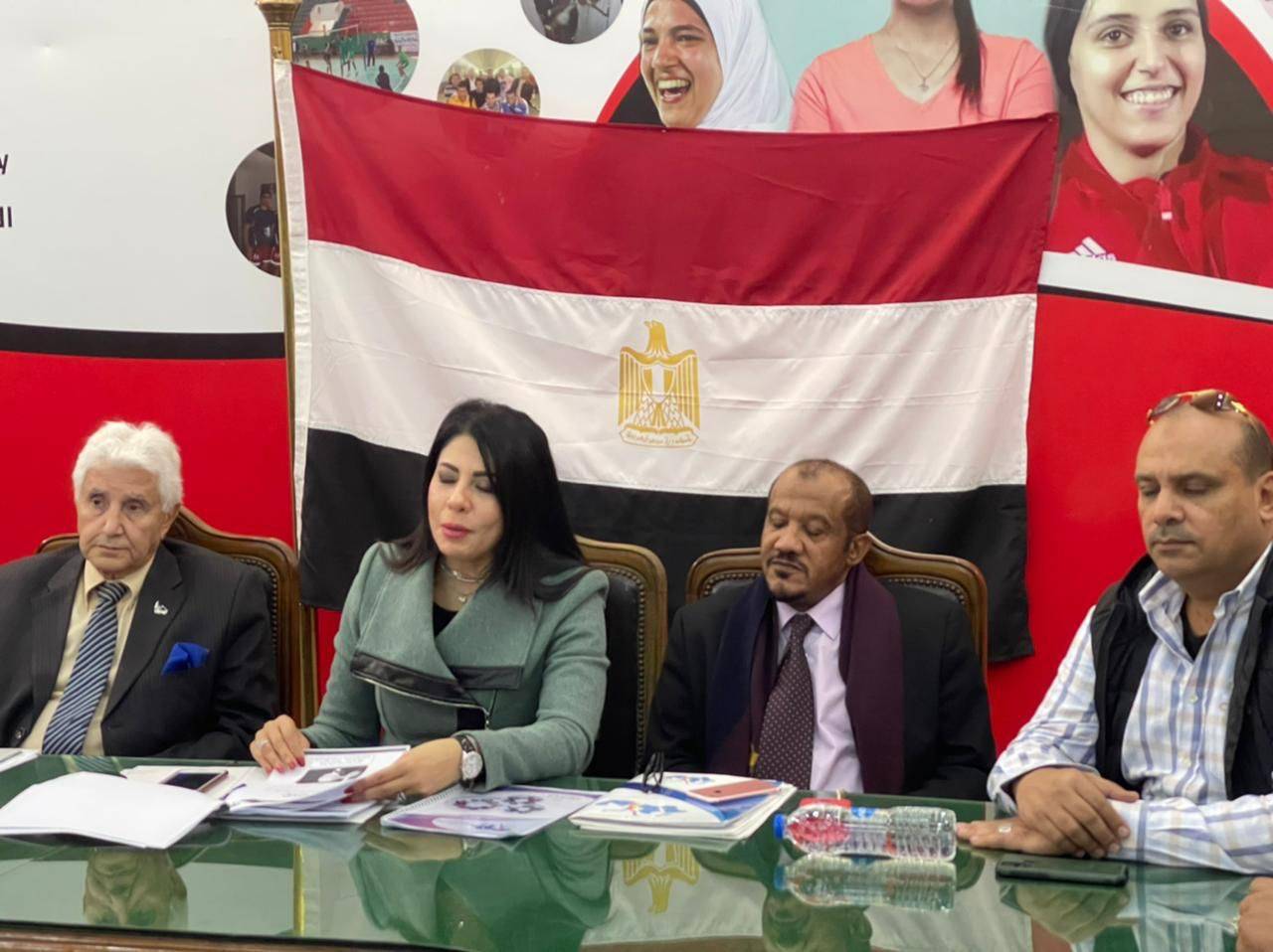 اجتماع مثمر للجان الملتقى الدولي لرياضة المرأة العربية بمقر اتحاد الجامعات المصري عبر تقنية زووم